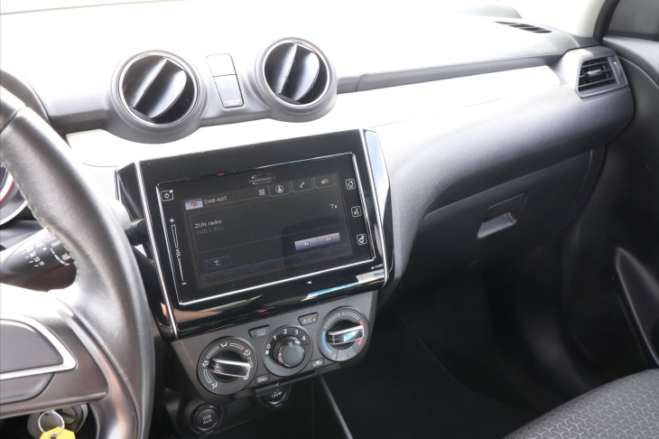 Suzuki Swift 1,2 DualJet 66kW Comfort 1.Maj