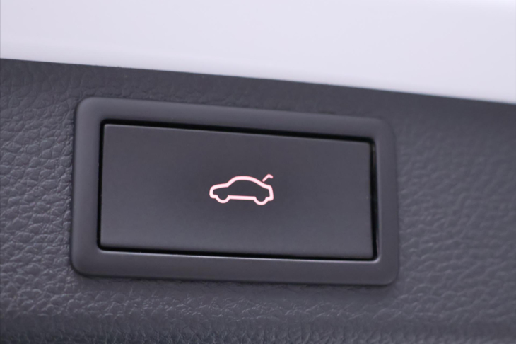 Škoda Karoq 2,0 TDI 85kW DSG Style CZ DPH