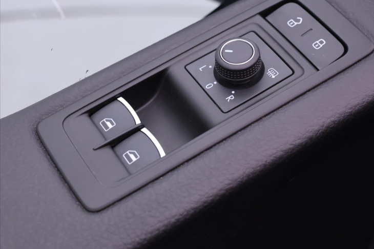 Volkswagen Multivan 2,0 TDI 146kW DSG CZ Highline 4x4