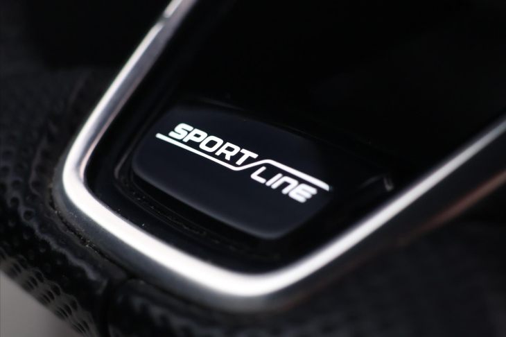 Škoda Karoq 1,5 TSI 110 kW Sportline DSG DPH
