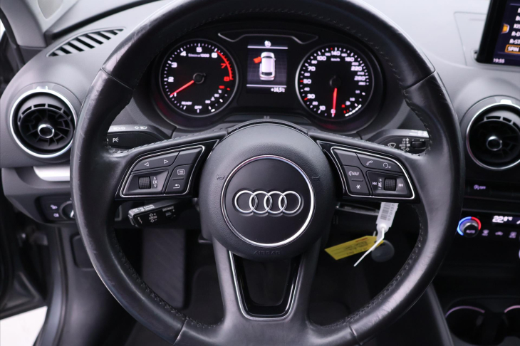 Audi A3 1,0 TFSI Aut.klima Navi Xenon