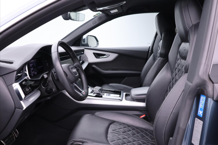 Audi SQ8 4,0 TDI 320kW Quattro CZ DPH