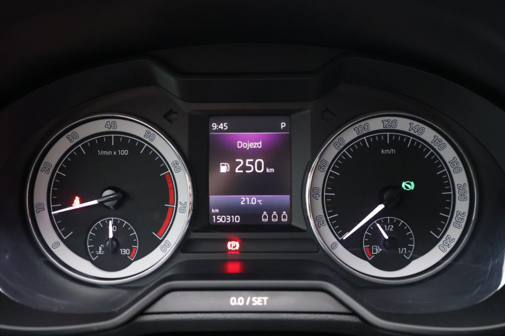 Škoda Octavia 2,0 TSI 140kW DSG Style CZ