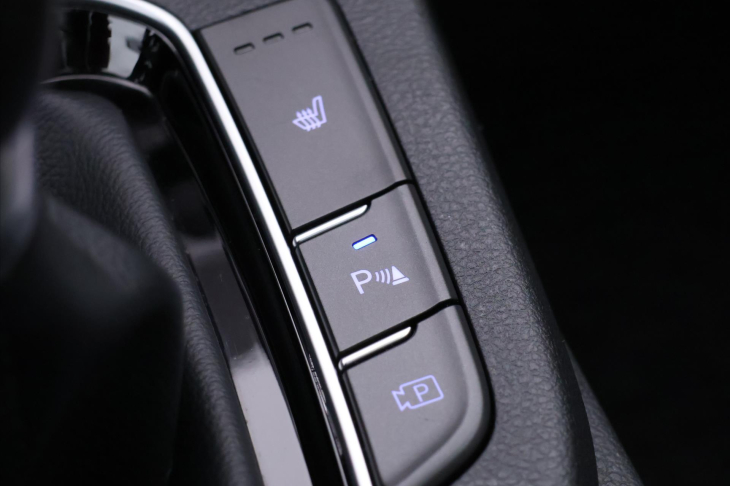 Hyundai i30 1,5 T-GDI 117kW Smart Aut. CZ DPH