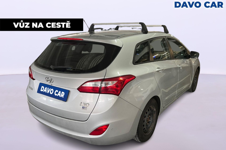 Hyundai i30 1,6 CDRi Trikolor CZ Výhřev