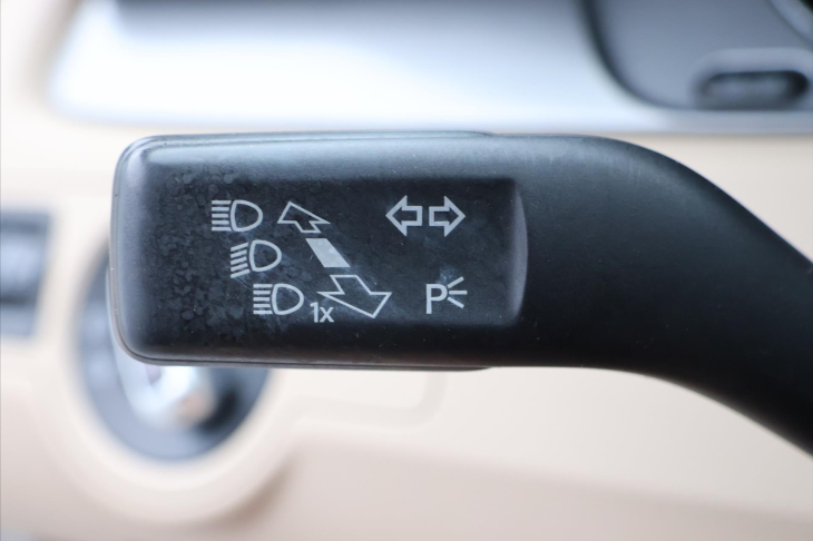 Volkswagen Passat 2,0 TDI 103kW DSG Xenon Navi