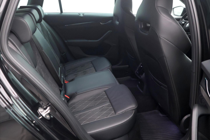Škoda Octavia 2,0 RS TDI DSG 147kW DPH pano