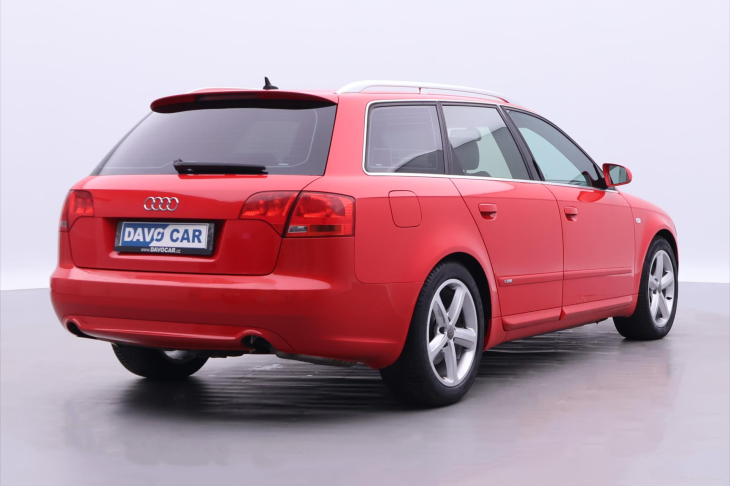 Audi A4 2,7 TDI 132kW S-Line Xenon
