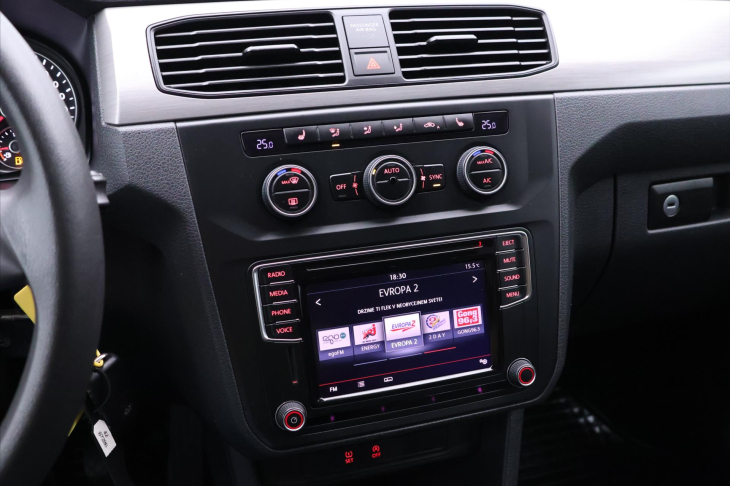 Volkswagen Caddy 2,0 TDI Aut.klima Tažné