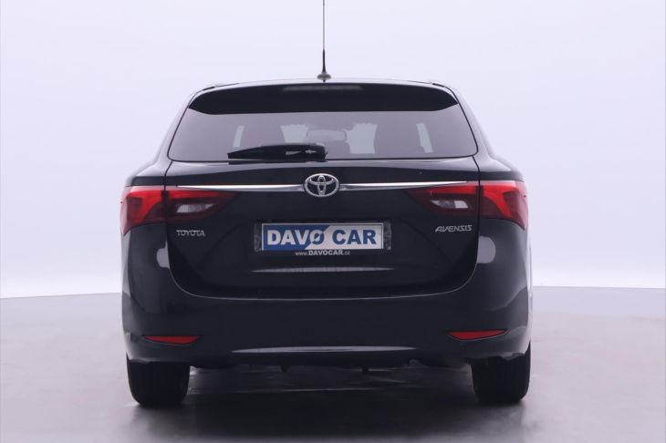 Toyota Avensis 2,0 D-4D 105kW Navi LED Tempo