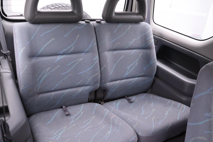 Suzuki Jimny 1,3 16V 62kW 4x4 82tkm Tažné