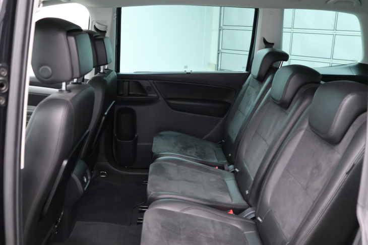 Volkswagen Sharan 2,0 TDI 130kW DSG Highline Xenon