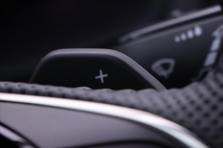 Škoda Karoq 2,0 TDI 4x4 DSG Sportline CZ