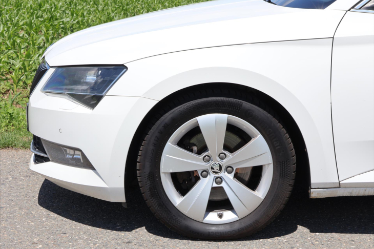Škoda Superb 2,0 TDI 110kW Ambition CZ