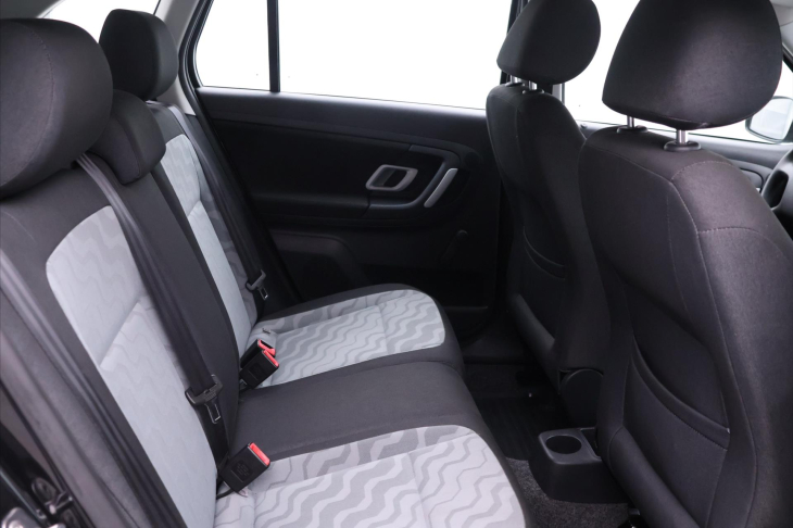 Škoda Fabia 1,6 16v 77kW Ambiente Plus