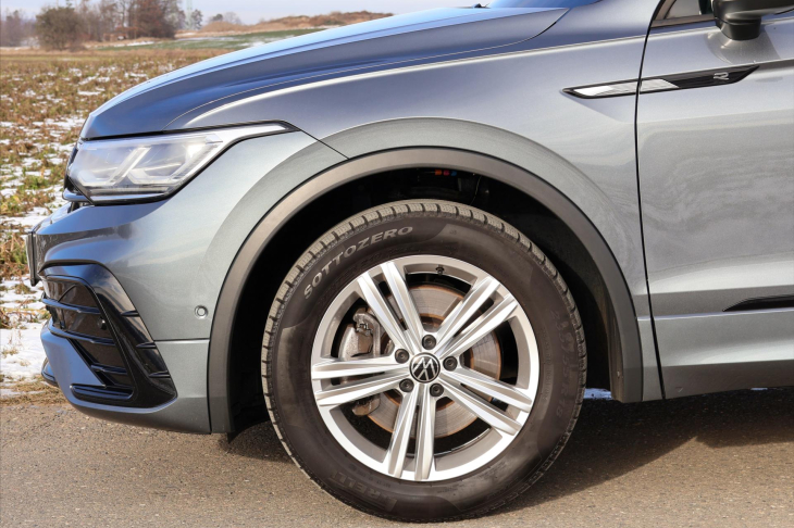 Volkswagen Tiguan Allspace 2,0 TDI 147kW R-line 4M DPH