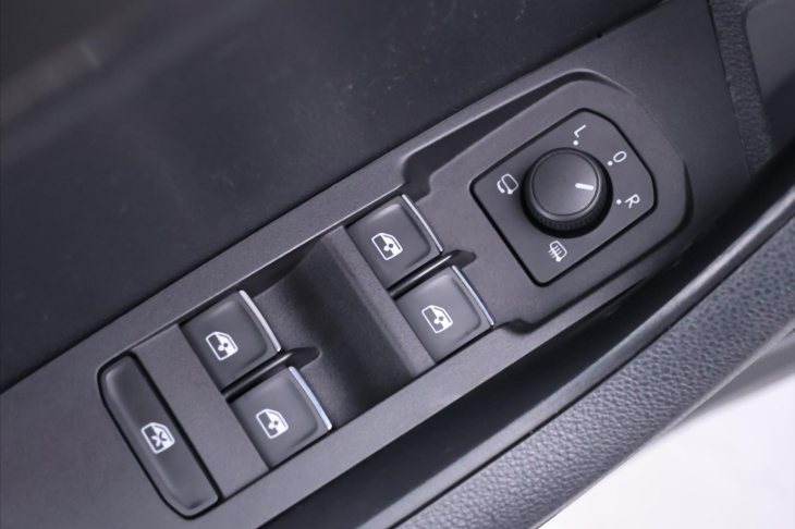 Škoda Karoq 1,0 TSI Style LED Navi DPH