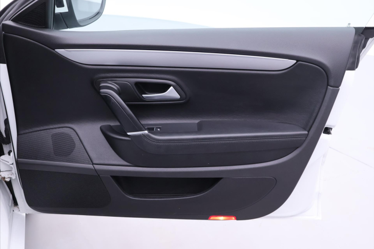 Volkswagen CC 2,0 TDI 130kW DSG Sport Xenon