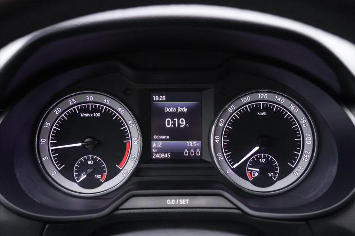 Škoda Octavia 2,0 TDI 110kW 4x4 CZ Scout LED