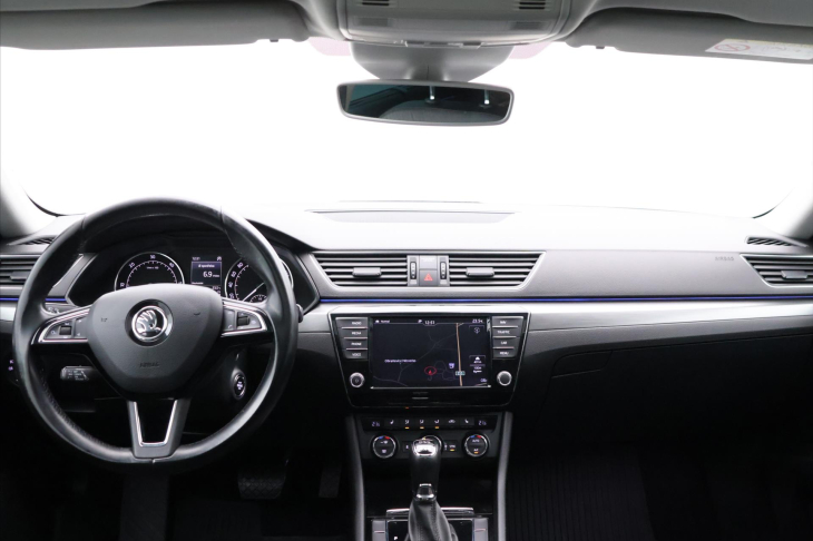 Škoda Superb 2.0 TDI 140kW 4x4 Style CZ
