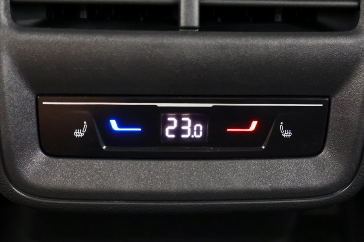 Škoda Superb 2,0 TDI DSG Laurin&Klement DPH