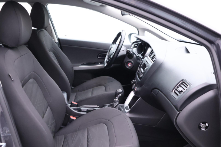 Kia Ceed 1,6 GDi 99kW Comfort Plus CZ