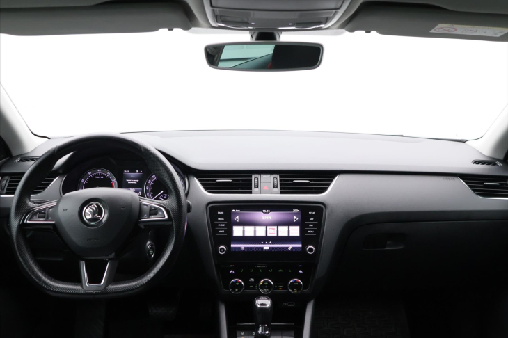 Škoda Octavia 1,4 TSI Style DSG LED CZ