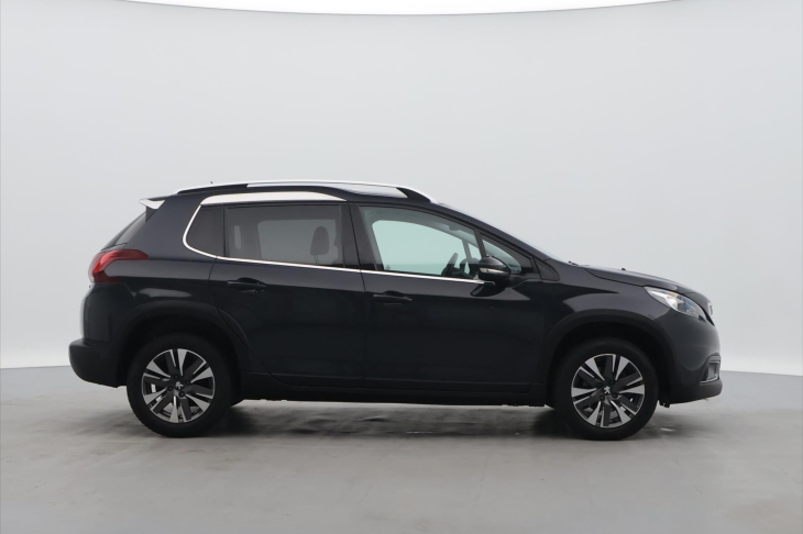 Peugeot 2008 1,2 Puretech 81kW Allure