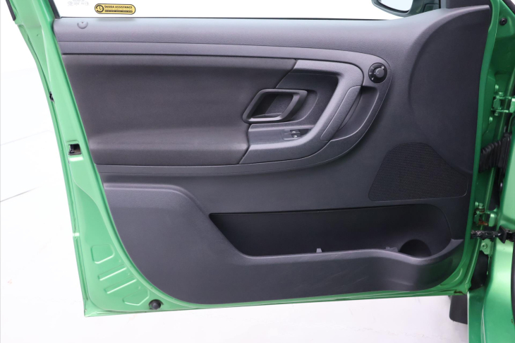 Škoda Fabia 1,2 12V 44kW Ambiente+ CZ