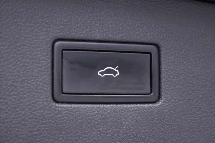 Volkswagen Tiguan Allspace 2,0 TDI DSG 4M R-Line Black DPH