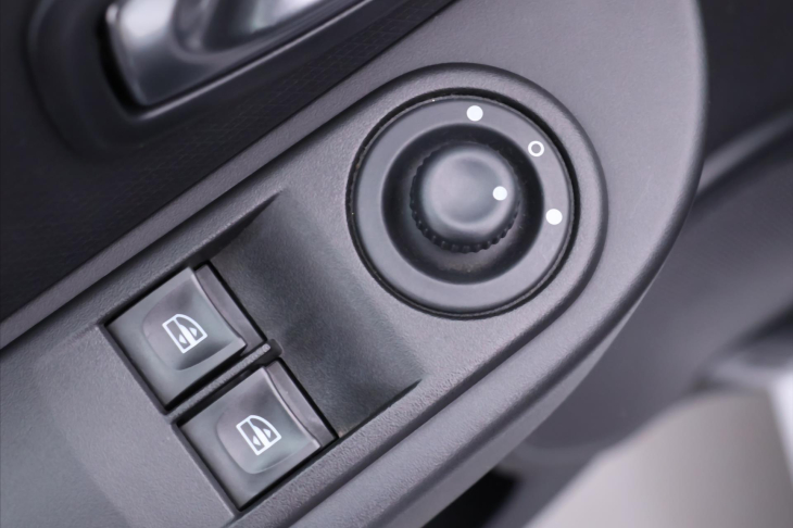 Renault Clio 1,2 16V 54kW Klima Navi CZ