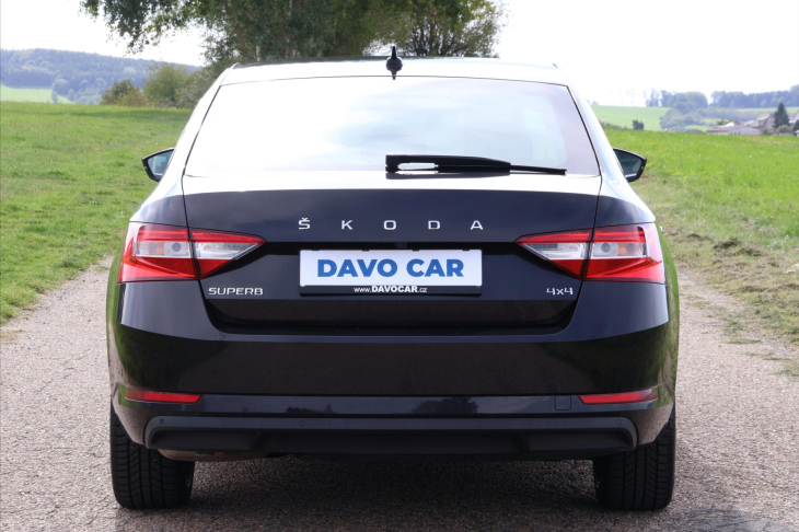 Škoda Superb 2,0 TDI 147kW DSG Style 4x4 CZ