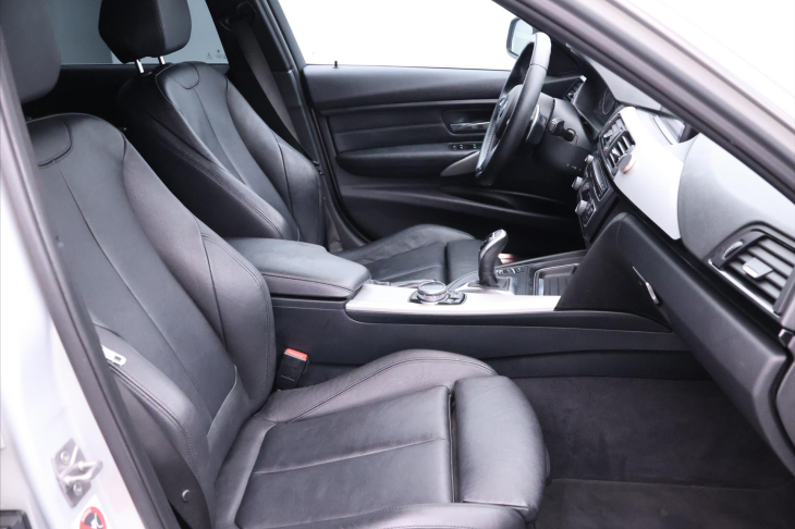 BMW Řada 3 3,0 330d xDrive Aut. M-Sport
