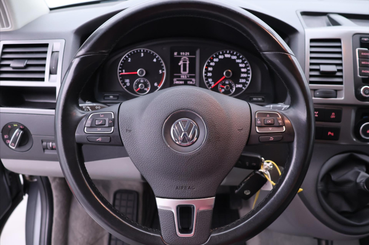 Volkswagen California 2,0 TDI 132kW CZ 7míst DPH Beach