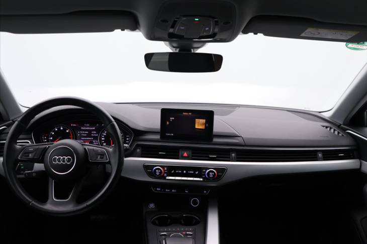 Audi A4 1,4 TFSI 110kW Aut. serv.kn.