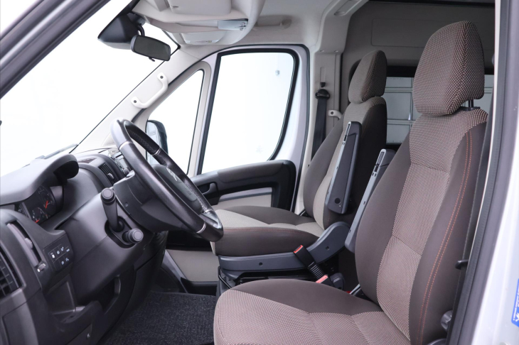 Citroën Jumper 2,0 HDi 120kW L2H2 8-Míst DPH