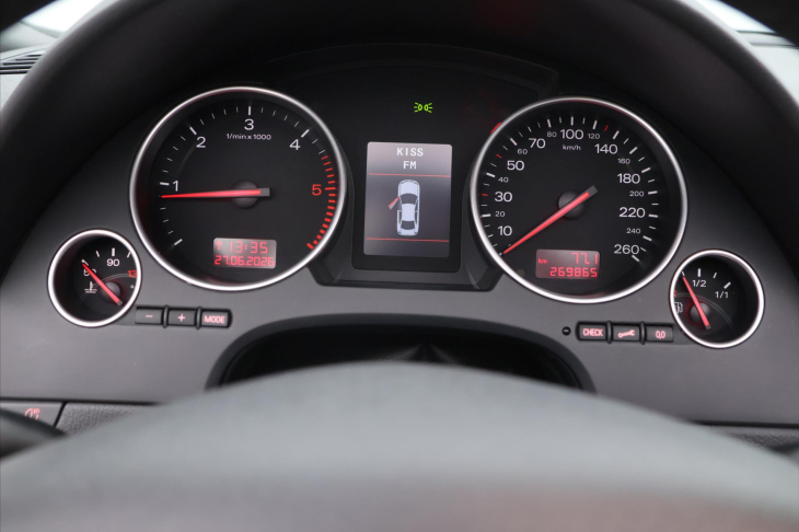 Audi A4 2,5 TDI  120kW MAN Cabriolet