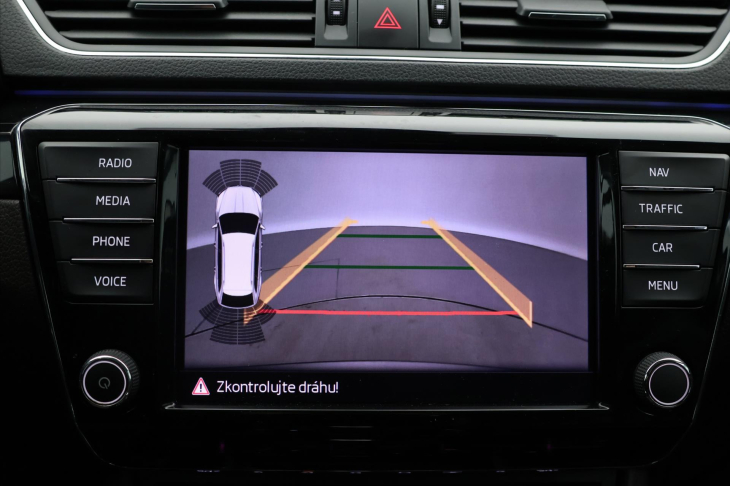 Škoda Superb 2.0 TDI 140kW DSG CZ L&K Xenon