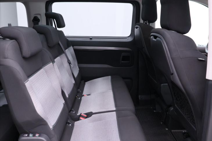 Citroën SpaceTourer 2,0 HDI 130kW Aut. 8-Míst Navi