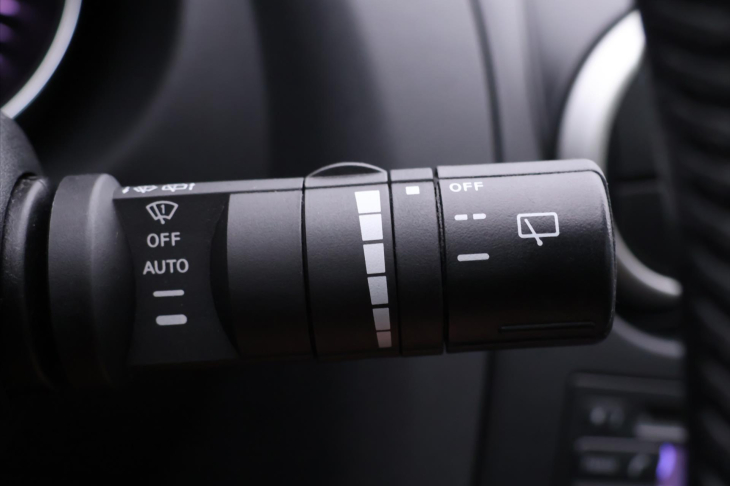 Nissan Qashqai 2,0 i 104kW Aut. Tekna Webasto