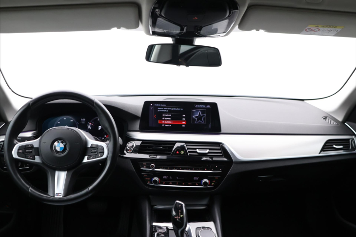 BMW Řada 5 3,0 530d 195kW Aut. Sport Line