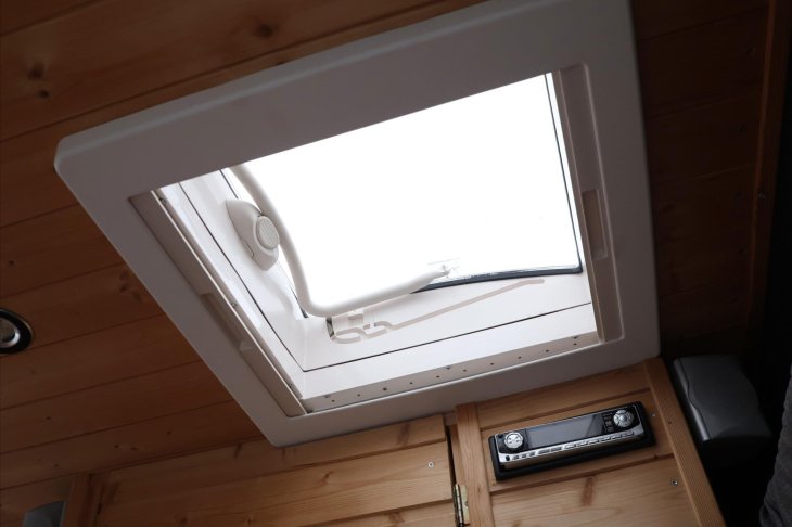 Ford Transit 2,4 TDCi 103kW 350 MWB Trend VAN