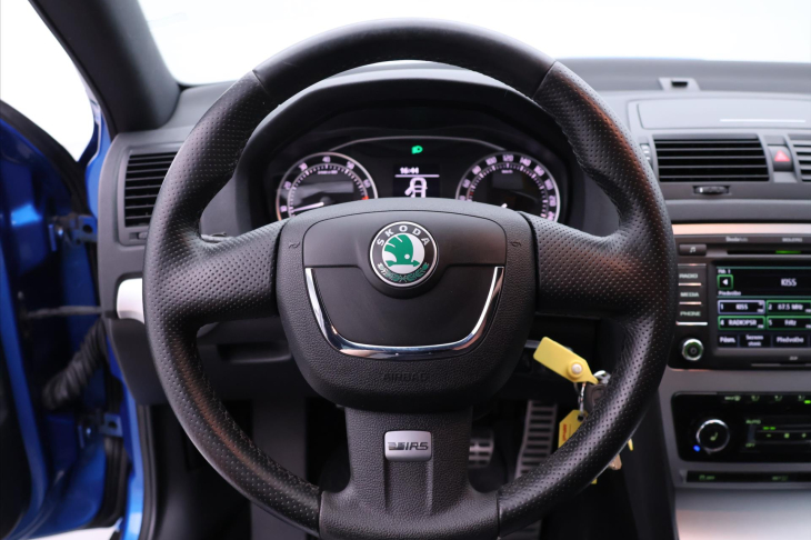 Škoda Octavia 2,0 TSI 147kW Serv.Kniha RS