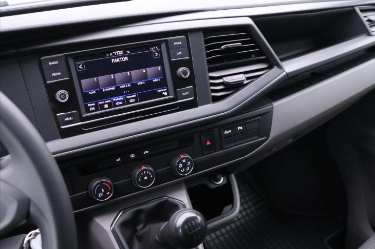 Volkswagen Transporter 2,0 TDI 81kW Klima 9-Míst DPH