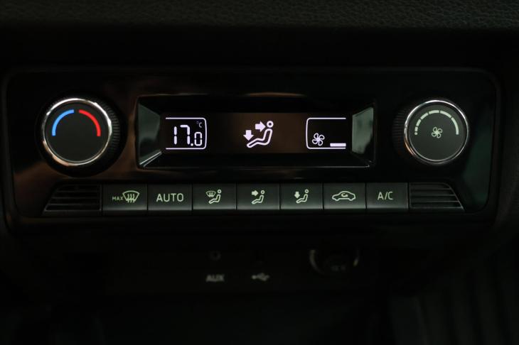 Škoda Fabia 1.2 TSI 81kW Style CZ 1.Maj.