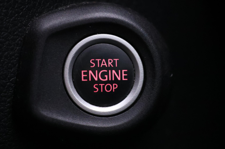 Volkswagen Golf 2.0 GTI 155kW DSG Xenon CZ