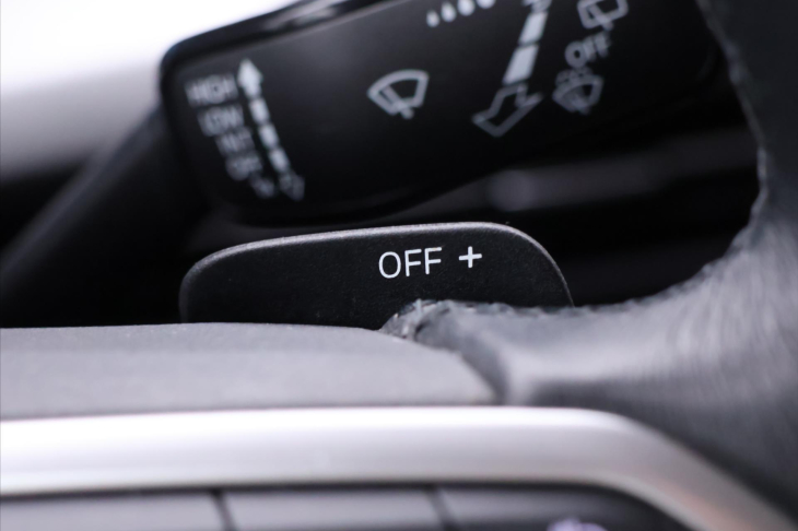 Volkswagen Golf 1,5 TSI EVO 110 kW CZ