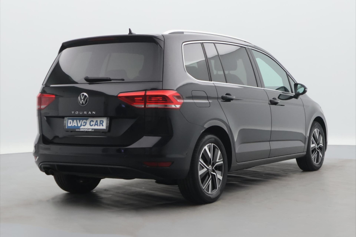 Volkswagen Touran 2,0 TDI DSG Highline 7Míst DPH