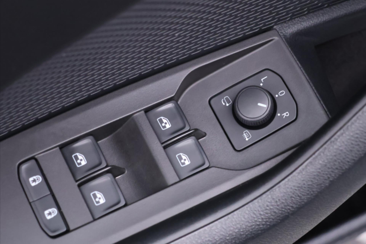 Škoda Octavia 2,0 TDI DSG Style CZ 1.Maj DPH