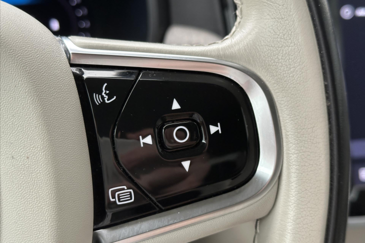 Volvo S90 2,0 B5 184kW CZ DPH